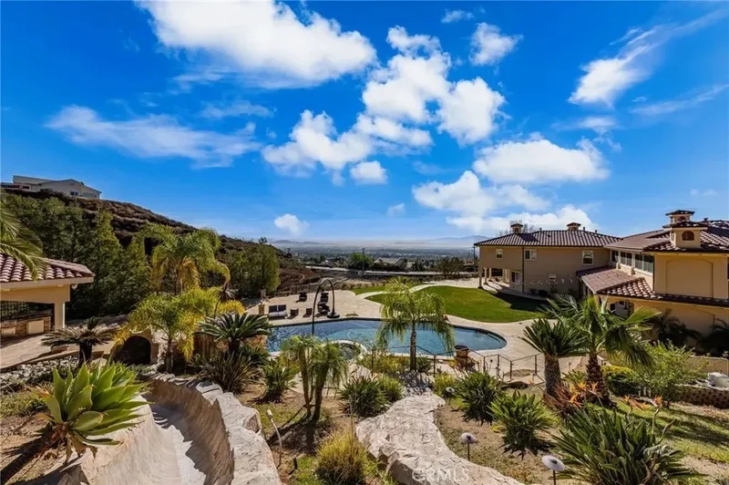 475 W 26th Street, Upland, California, United States. - Photo 75