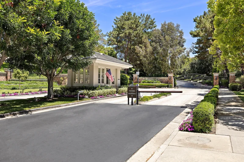 17 Brigadier , Irvine, CA 92603, Irvine, California, United States. - Photo 33