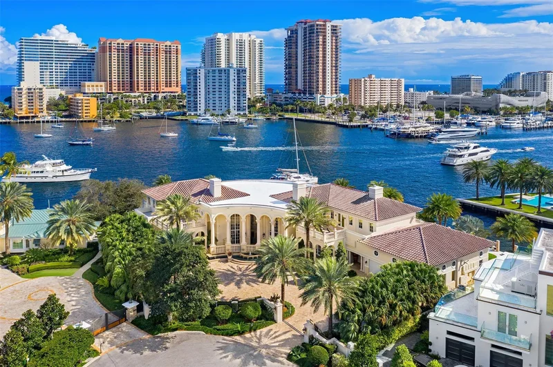 Single Family Residence in Fort Lauderdale