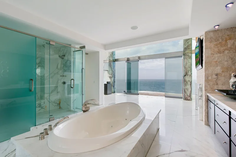 1261 Ocean Front , Laguna Beach, CA 92651, Laguna Beach, California, United States. - Photo 10