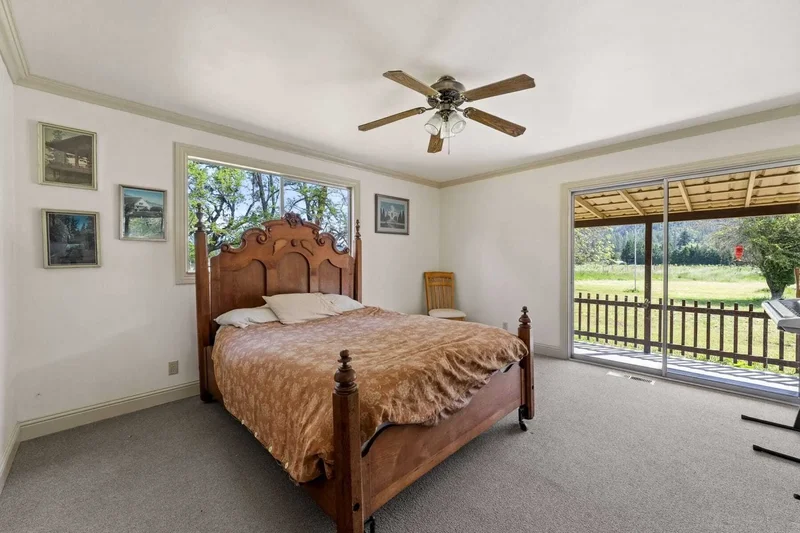 20541 Williams Highway , Williams, OR 97544, Williams, Oregon, United States. - Photo 18