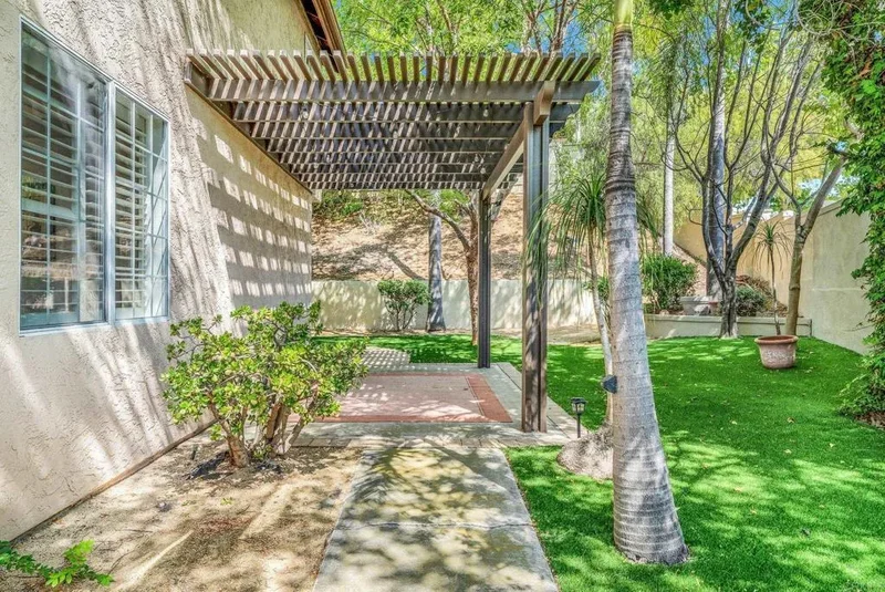 18103 Smokesignal Drive, San Diego, CA 92127, Rancho Santa Fe, California, United States. - Photo 32