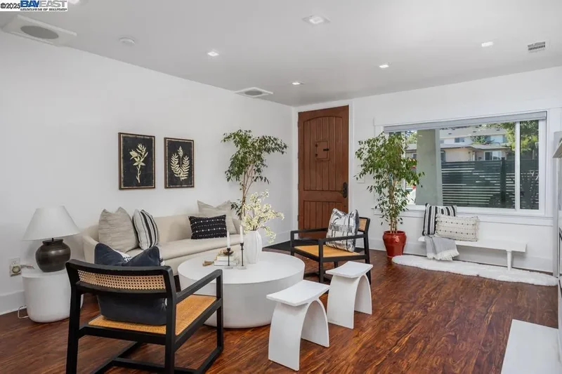 20378 Stanton Ave, Castro Valley, California, United States. - Photo 22