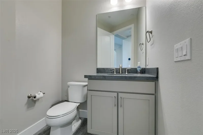 9133 Las Manaitas Avenue 401, Las Vegas, Nevada, United States. - Photo 30