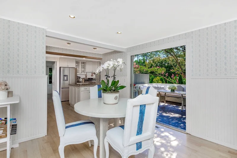 8 Lawrence Avenue , Hampton Bays, NY 11946, Hampton Bays, New York, United States. - Photo 12