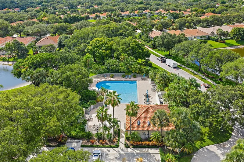 216 E Tall Oaks Circle , Palm Beach Gardens, FL 33410, Palm Beach Gardens, Florida, United States. - Photo 61