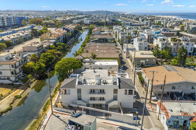3503 Esplanade, Marina del Rey, California, United States. - Photo 5