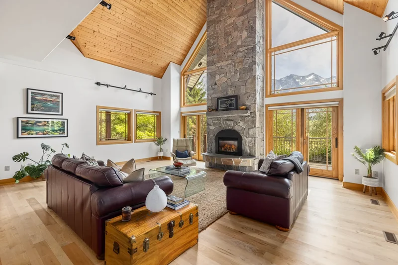 1360 Collins Road, Pemberton, BC, V0N2L0, CANADA, Pemberton, British Columbia, Canada. - Photo 8