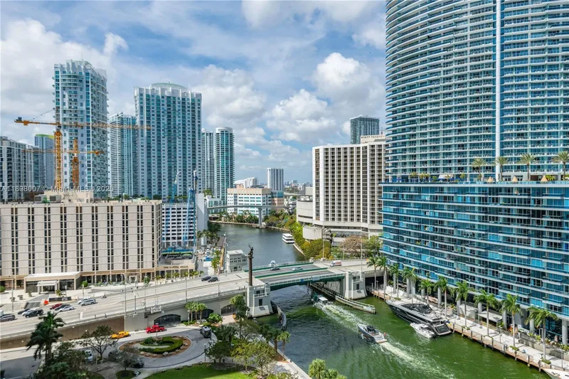 465 Brickell Ave 1602, Miami, Florida, United States. - Photo 15