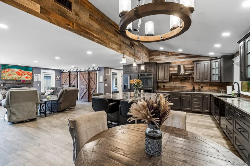 108 Sportsmen Street, Central Islip, New York, United States. - Photo 2