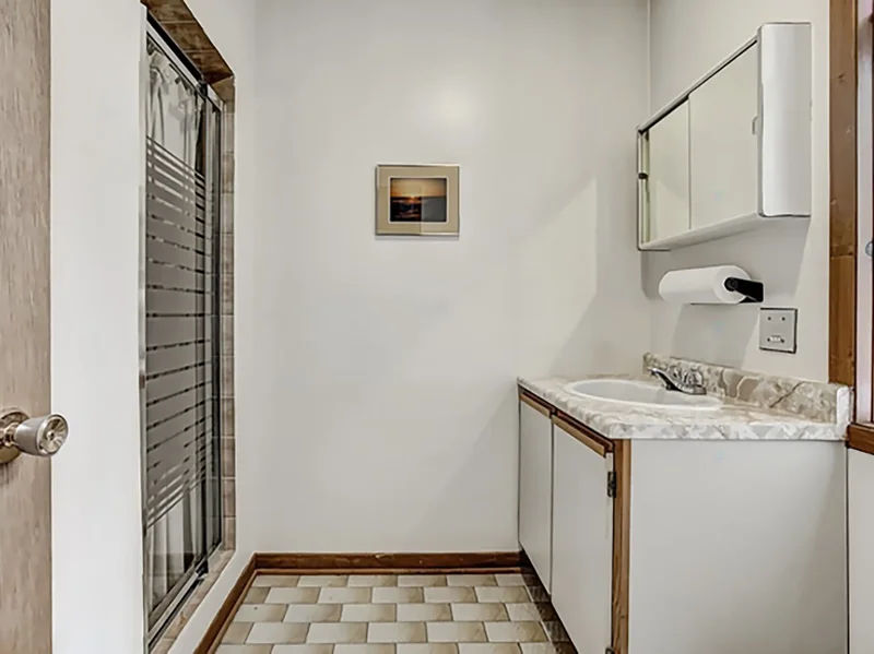 87 89 Boul. St-Joseph O., Montréal, Quebec, Canada. - Photo 13