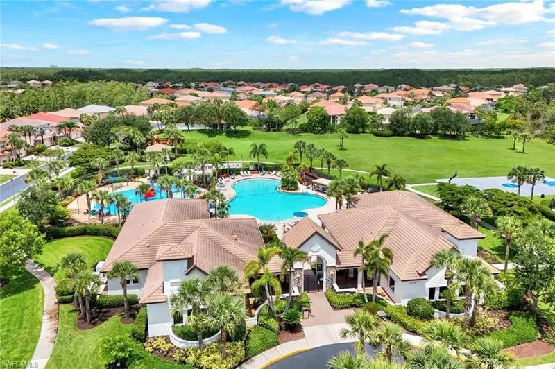 10490 Spruce Pine CT, Miromar Lakes, Florida, United States. - Photo 21