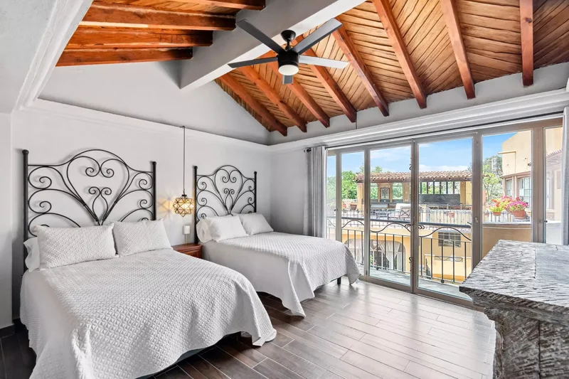 27 W C. San Pedro St., San Miguel de Allende, MEXICO, San Miguel de Allende, Guanajuato, Mexico. - Photo 20