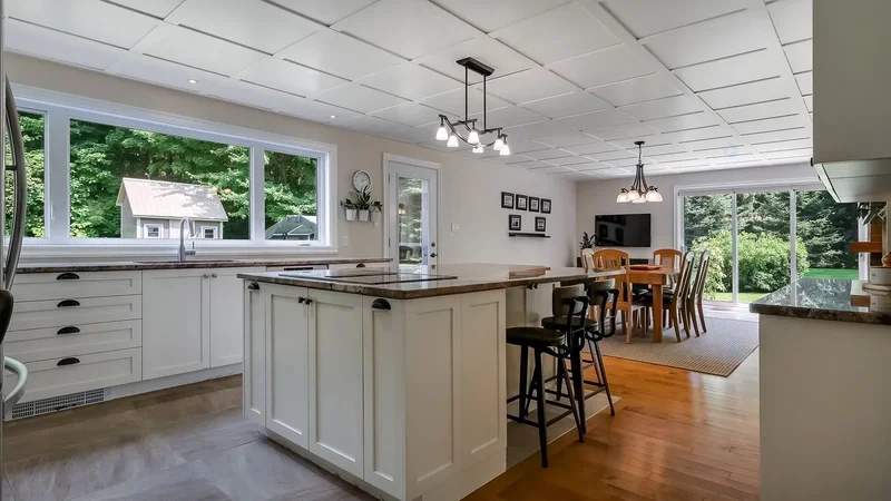 230 Ch. St-François, Saint-Césaire, Quebec, Canada. - Photo 2