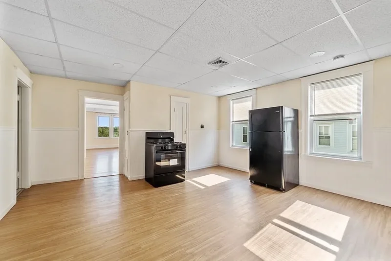 141 Cambridge St, Worcester, MA 01603-2339, Worcester, Massachusetts, United States. - Photo 17