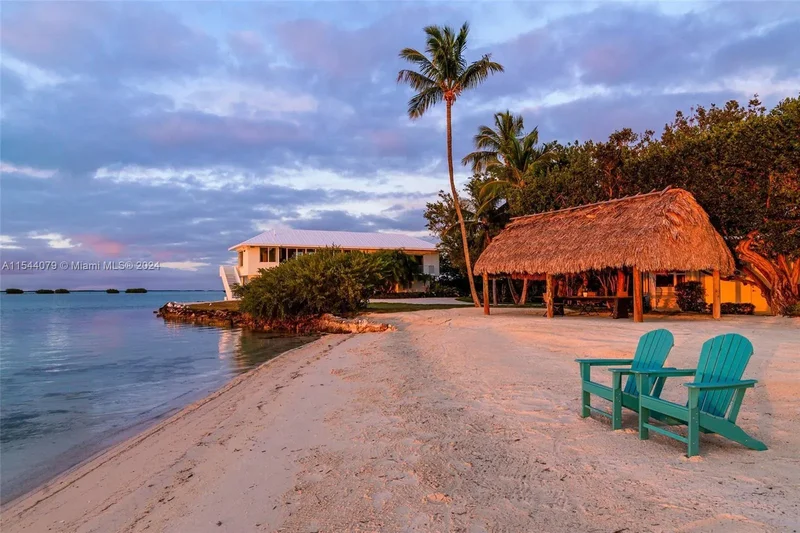 94100 Overseas Hwy, Key Largo, Florida, United States. - Photo 62
