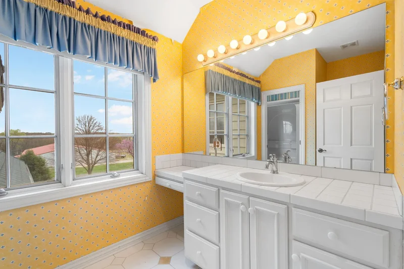 4156 E Division Street, Springfield, MO 65802, Springfield, Missouri, United States. - Photo 53