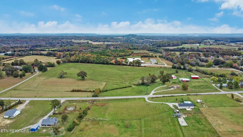 8324 Smithville Hwy, McMinnville, TN 37110, McMinnville, Tennessee, United States. - Photo 36