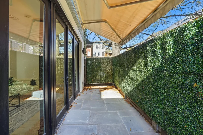 2220 Q Street NW, Washington, DC 20008, Washington, District of Columbia, United States. - Photo 31