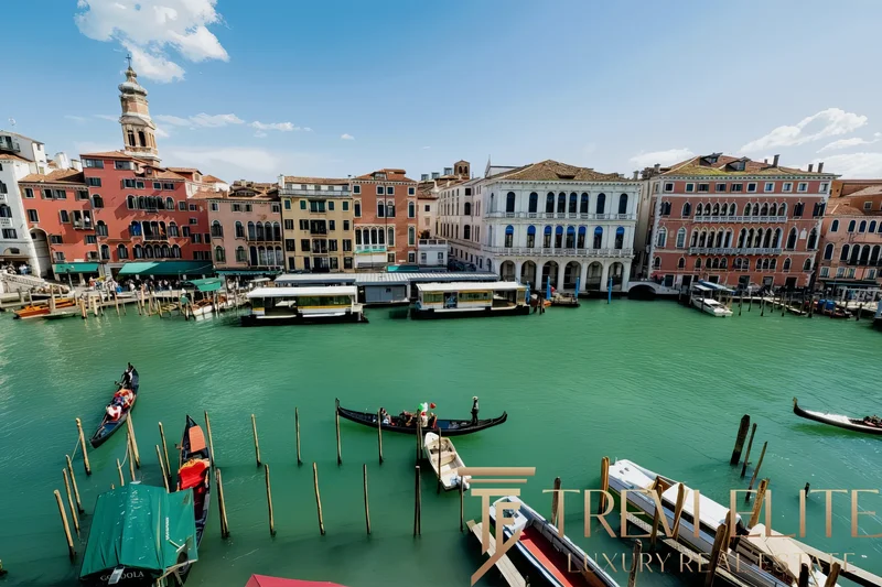 Riva del Vin, 30125 Venezia VE, Italy, Venice, Veneto, Italy. - Photo 9