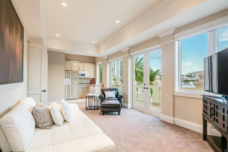 2 PELICAN DR, Fort Lauderdale, Florida, United States. - Photo 63