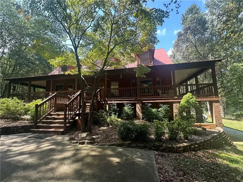 8275 Pea Ridge Road, Cornelia, Georgia, United States. - Photo 2