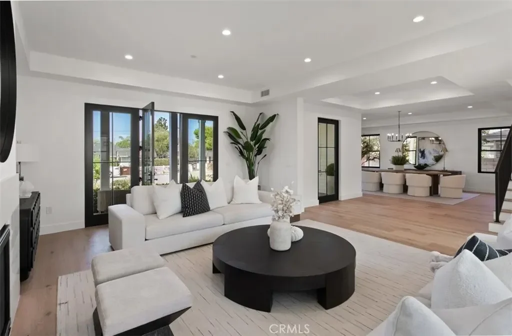 430 Tustin Avenue, Newport Beach, California, United States. - Photo 9
