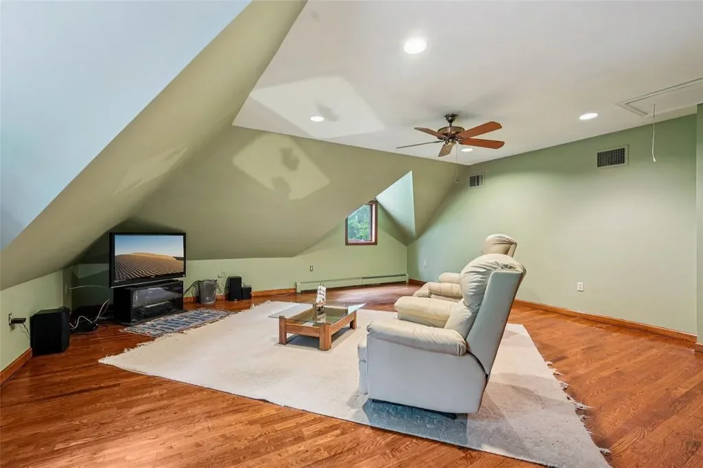Gallery photo 7
