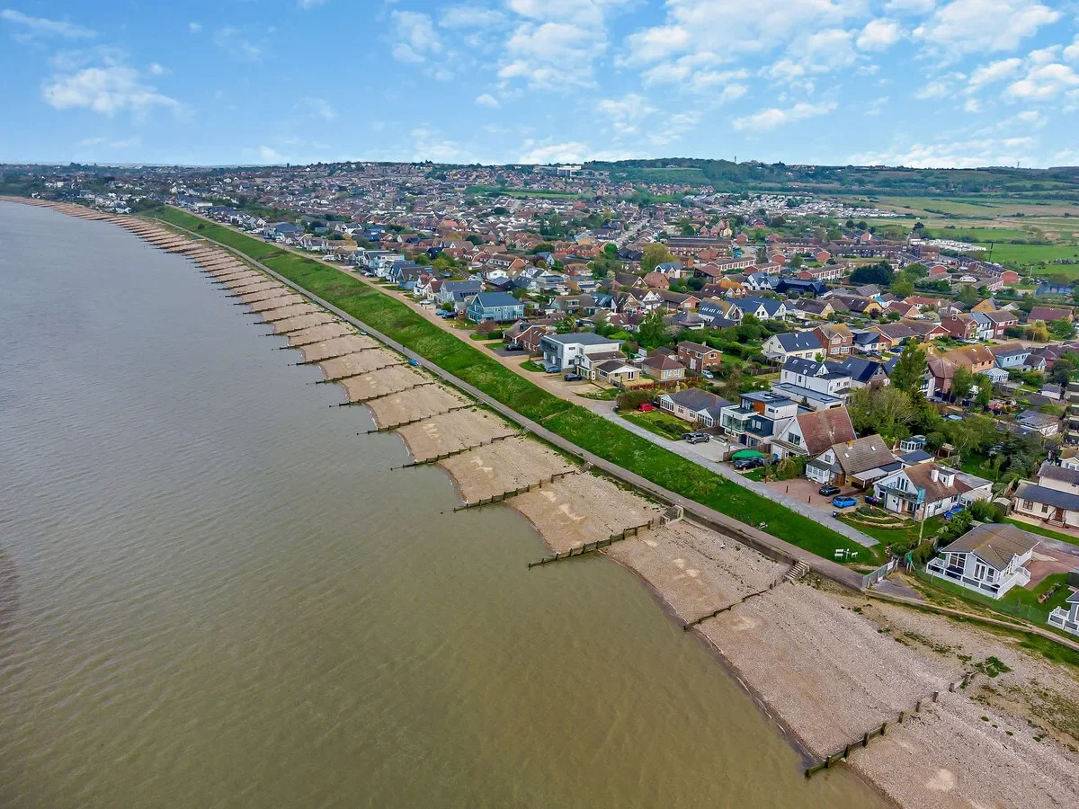 Allan Road, Whitstable, CT5, Seasalter, England, United Kingdom. - Photo 23