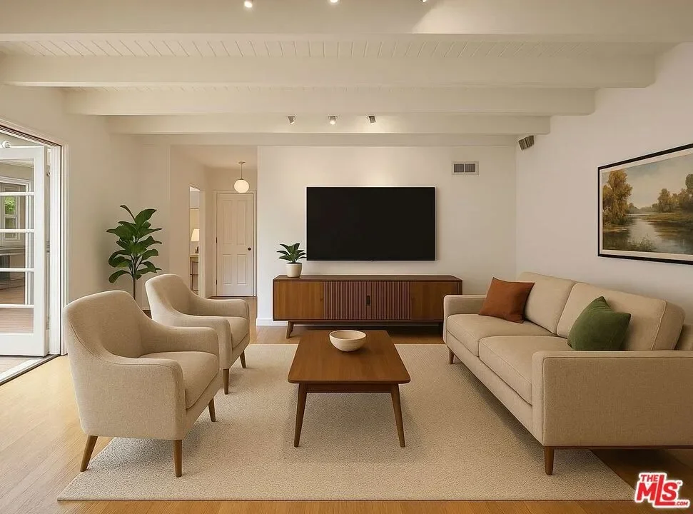 14235 Greenleaf Street, Los Angeles, California, United States. - Photo 7
