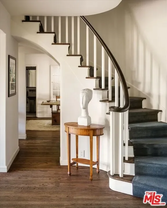 7064 La Presa Drive, Los Angeles, California, United States. - Photo 10
