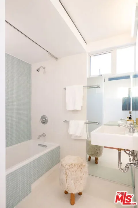 6300 Mulholland Highway, Los Angeles, California, United States. - Photo 25