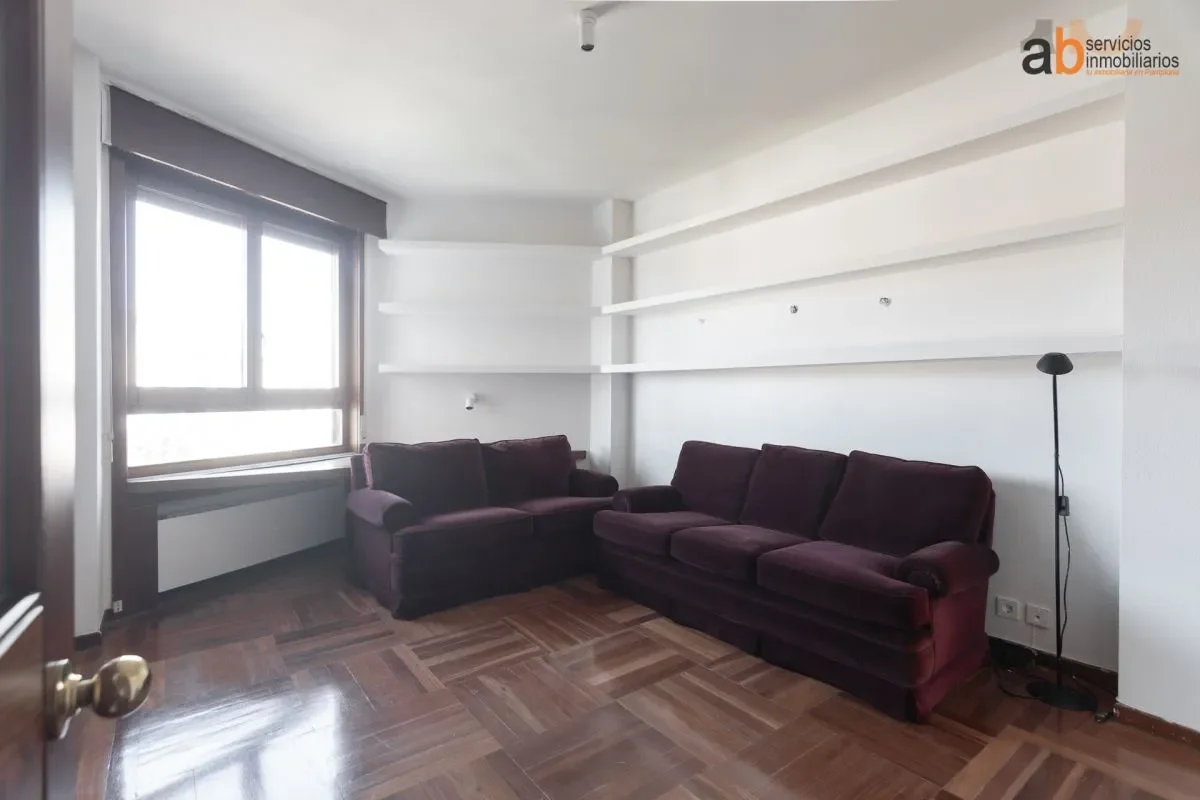 Gallery photo 12