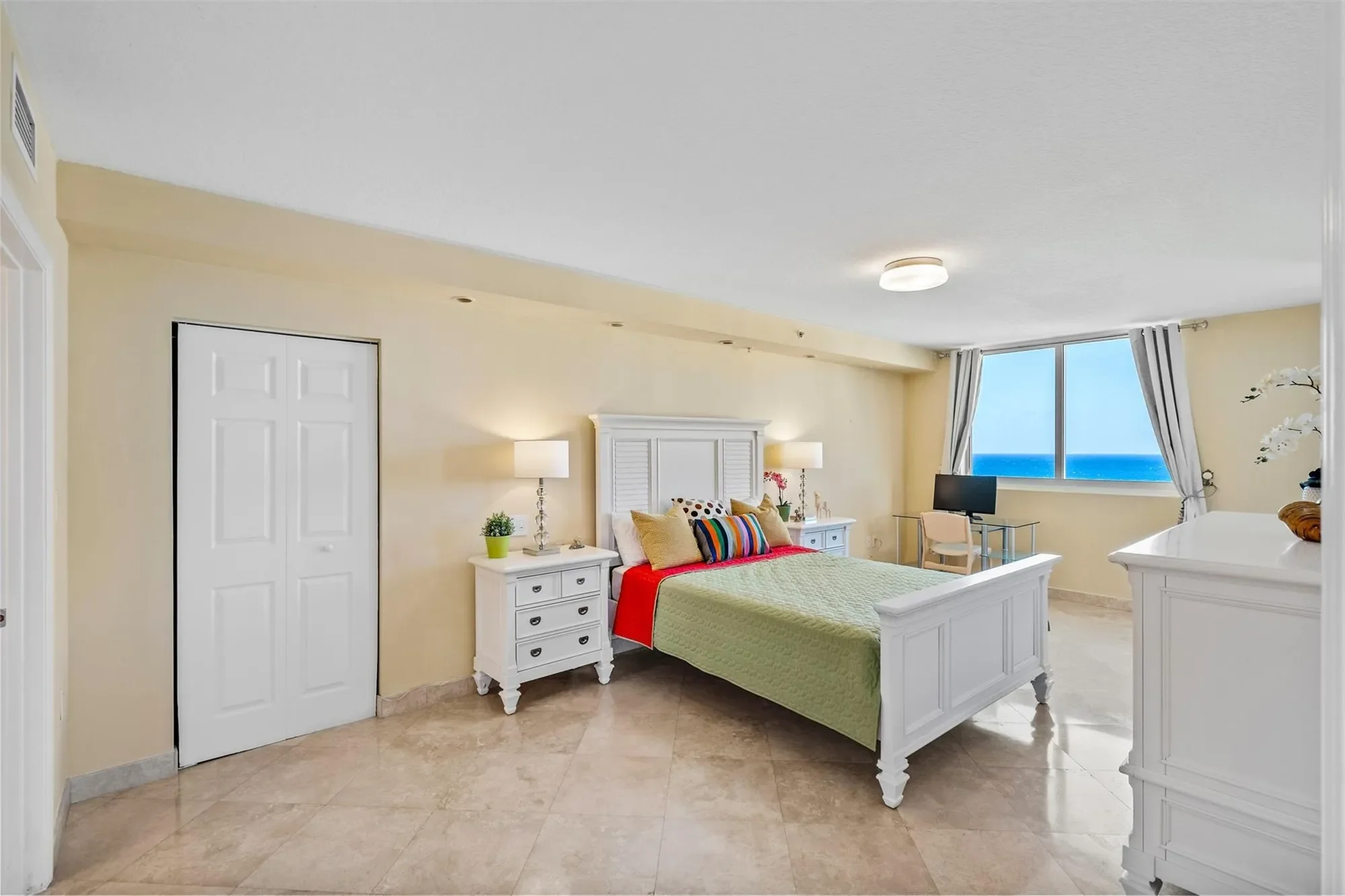 2011 N Ocean Blvd 1601N, Wilton Manors, Florida, United States. - Photo 5