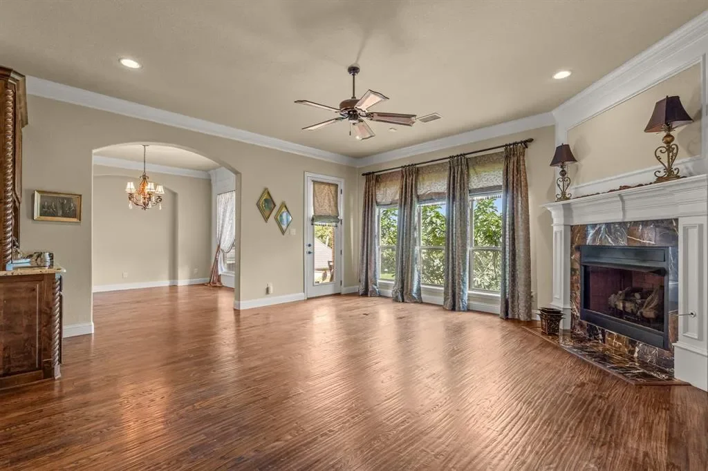 12717 Bella Sereno Court, Fort Worth, Texas, United States. - Photo 10