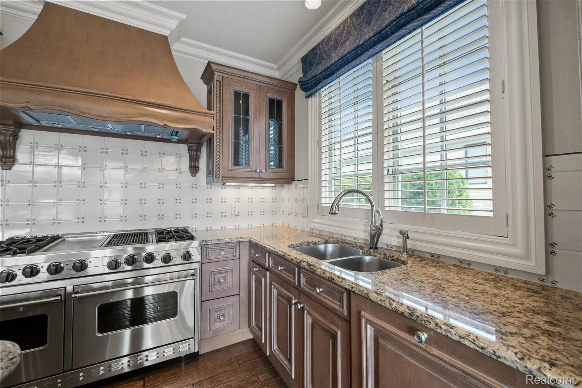 2921 Turtle Pond Court, Bloomfield Hills, MI 48302, Bloomfield Hills, Michigan, United States. - Photo 45