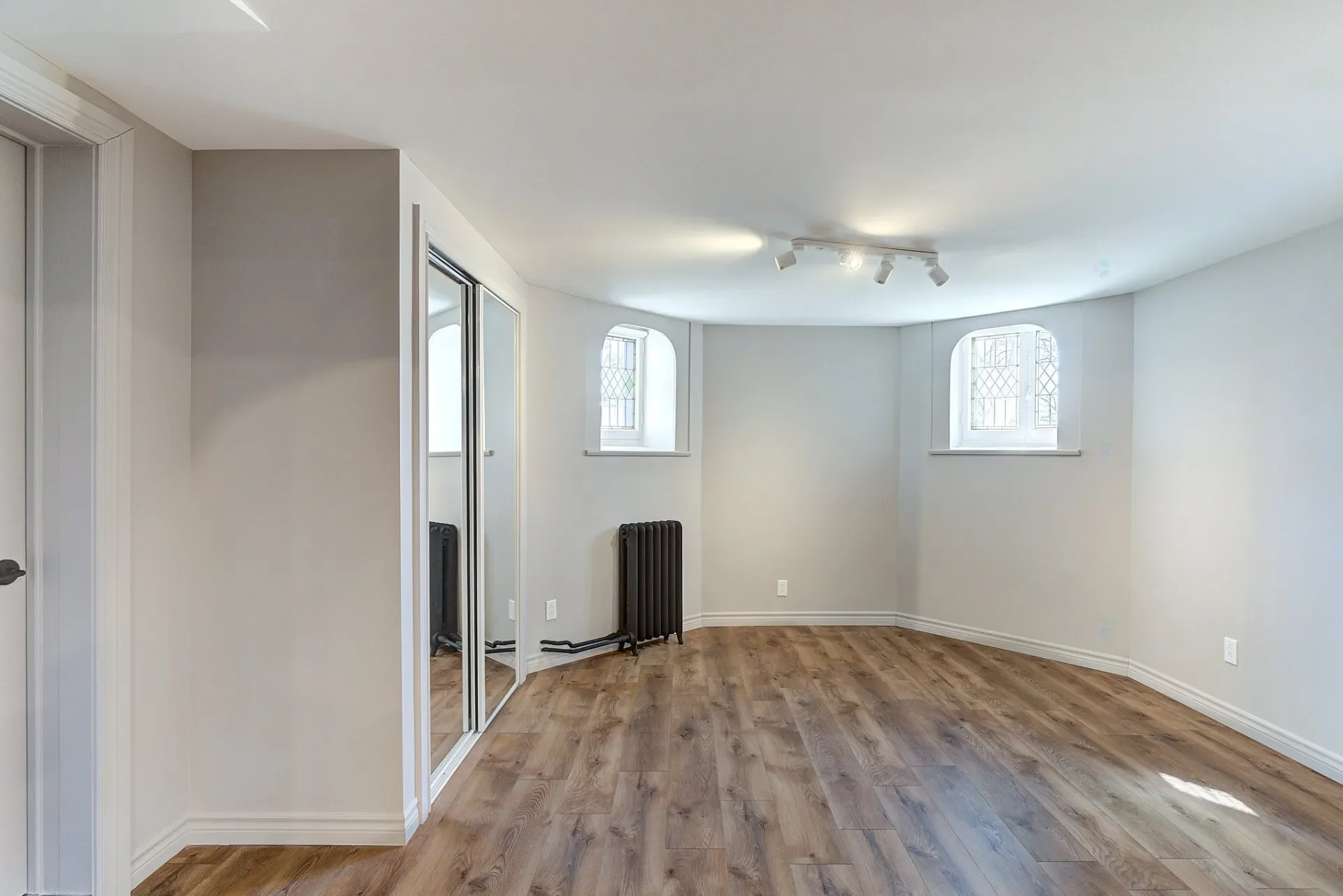 Gallery photo 12
