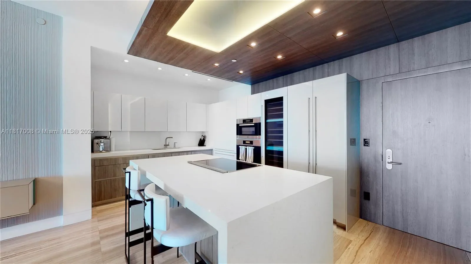 6799 Collins Ave 405, Miami Beach, Florida, United States. - Photo 6