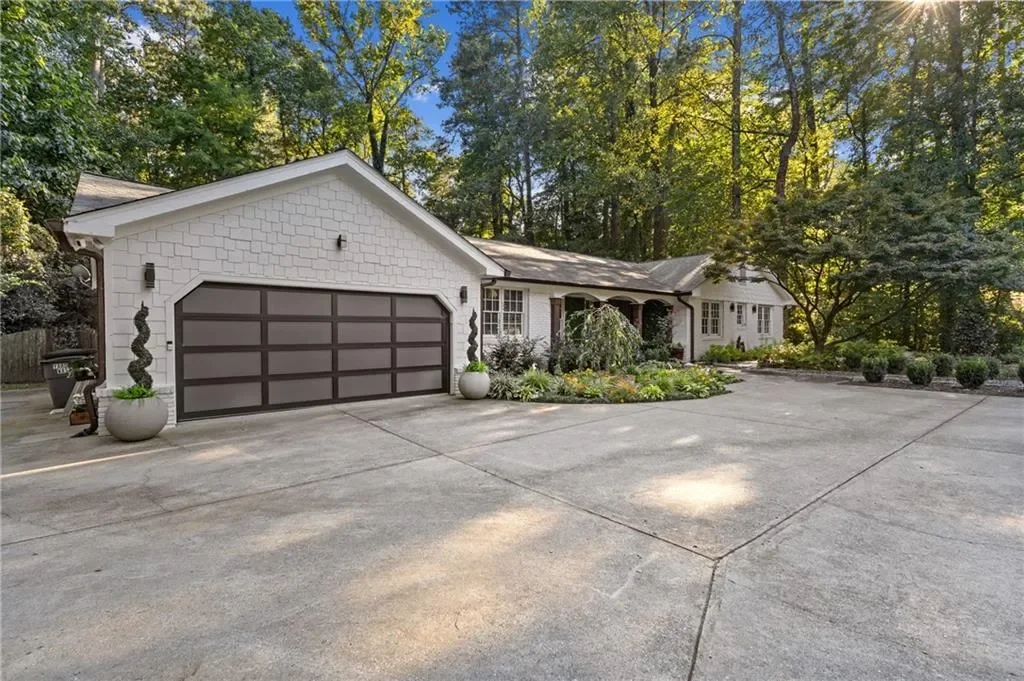 1905 Gainsborough Drive, Chamblee, Georgia, United States. - Photo 42