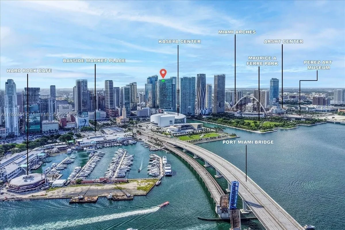 888 Biscayne Blvd #PH 5704, Miami, FL 33132, Miami, Florida, United States. - Photo 52