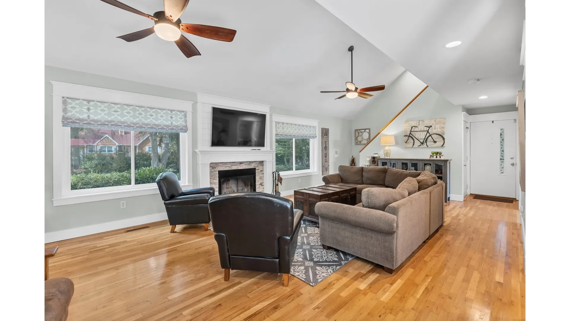 7 Eileen Circle, Jamesport, New York, United States. - Photo 2