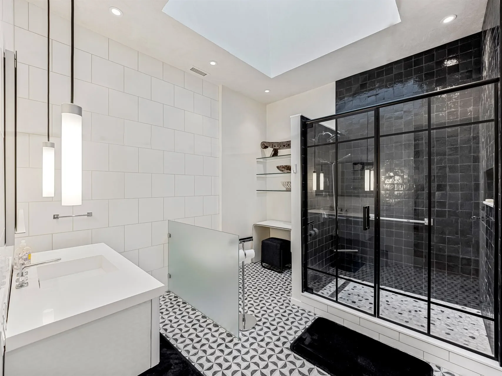 75 Broadway, #301, Asheville, NC, 28801, USA, Asheville, North Carolina, United States. - Photo 26