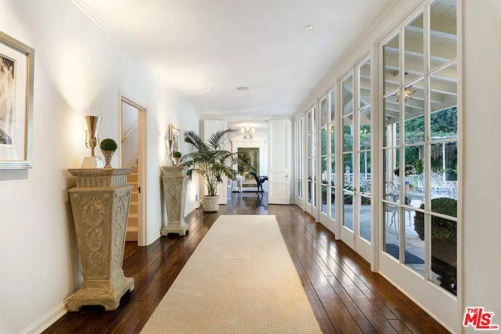 601 Woodruff Avenue, Los Angeles, California, United States. - Photo 10