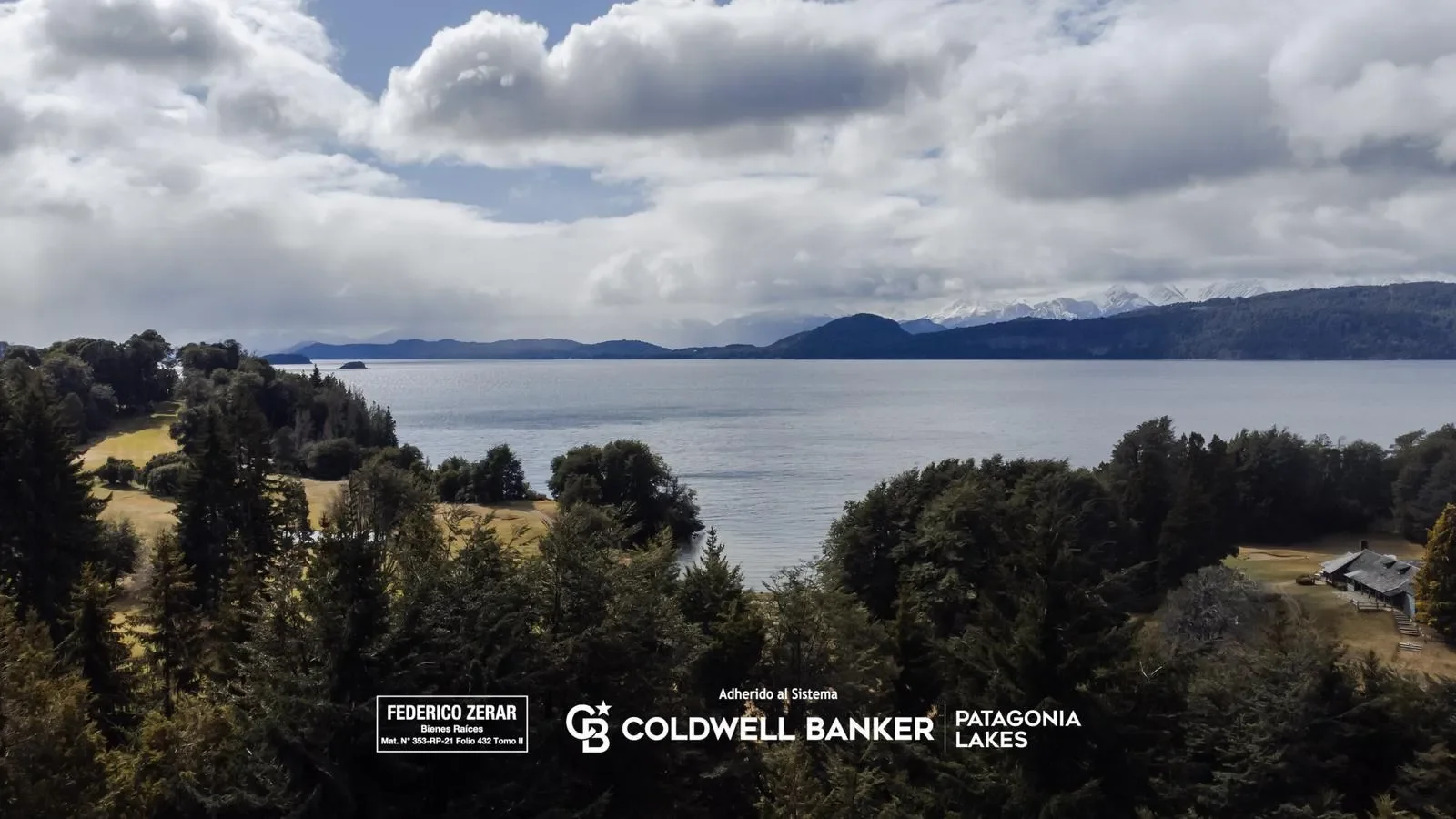 VENTA - Exclusiva casa de  5 dormitorios, 4 baños en barrio del Golf, Llao Llao, Bariloche, Bariloche, Villa Llao Llao, Río Negro, Argentina. - Photo 31