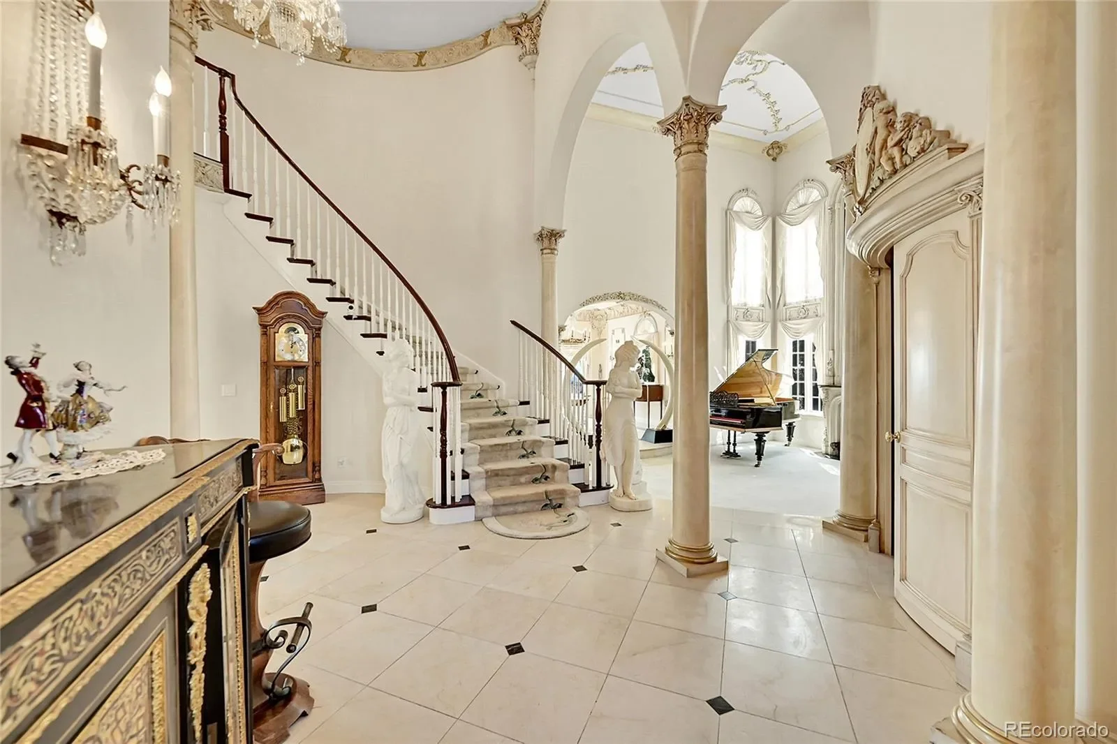 Gallery photo 7