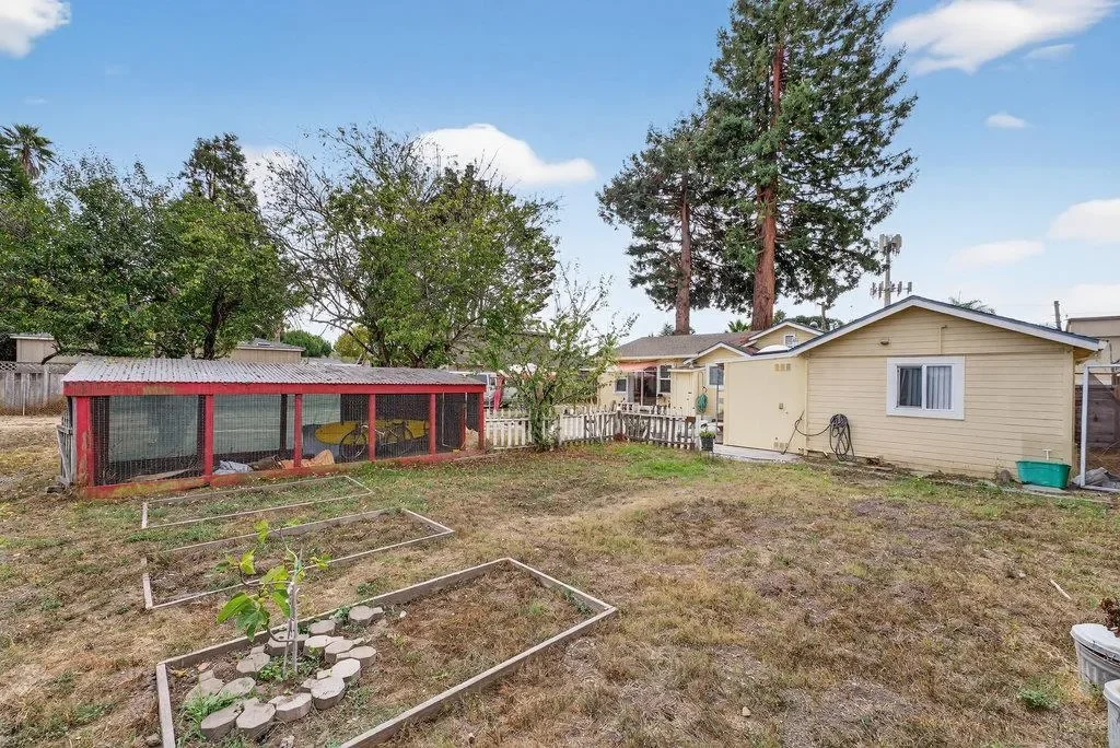 1610 Bulb Avenue, Santa Cruz, California, United States. - Photo 4