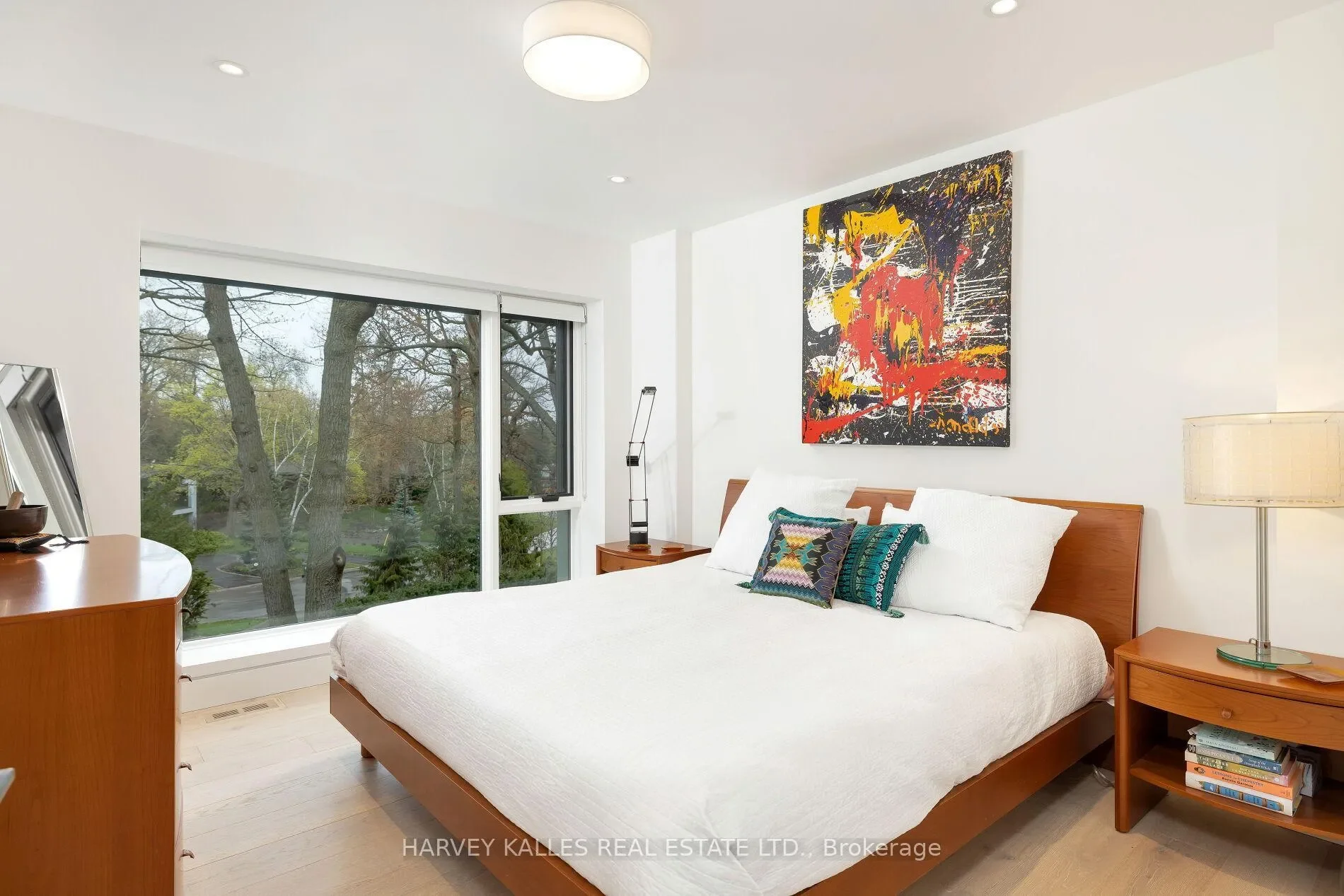 Gallery photo 6