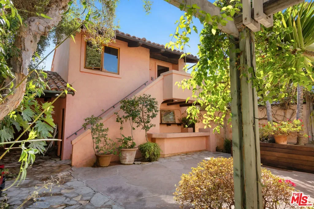 23351 Malibu Colony Road 108a, Malibu, California, United States. - Photo 8