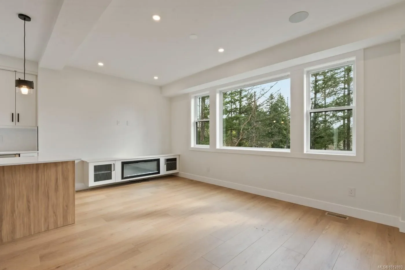 556 Belford Pl, Langford, British Columbia, Canada. - Photo 4