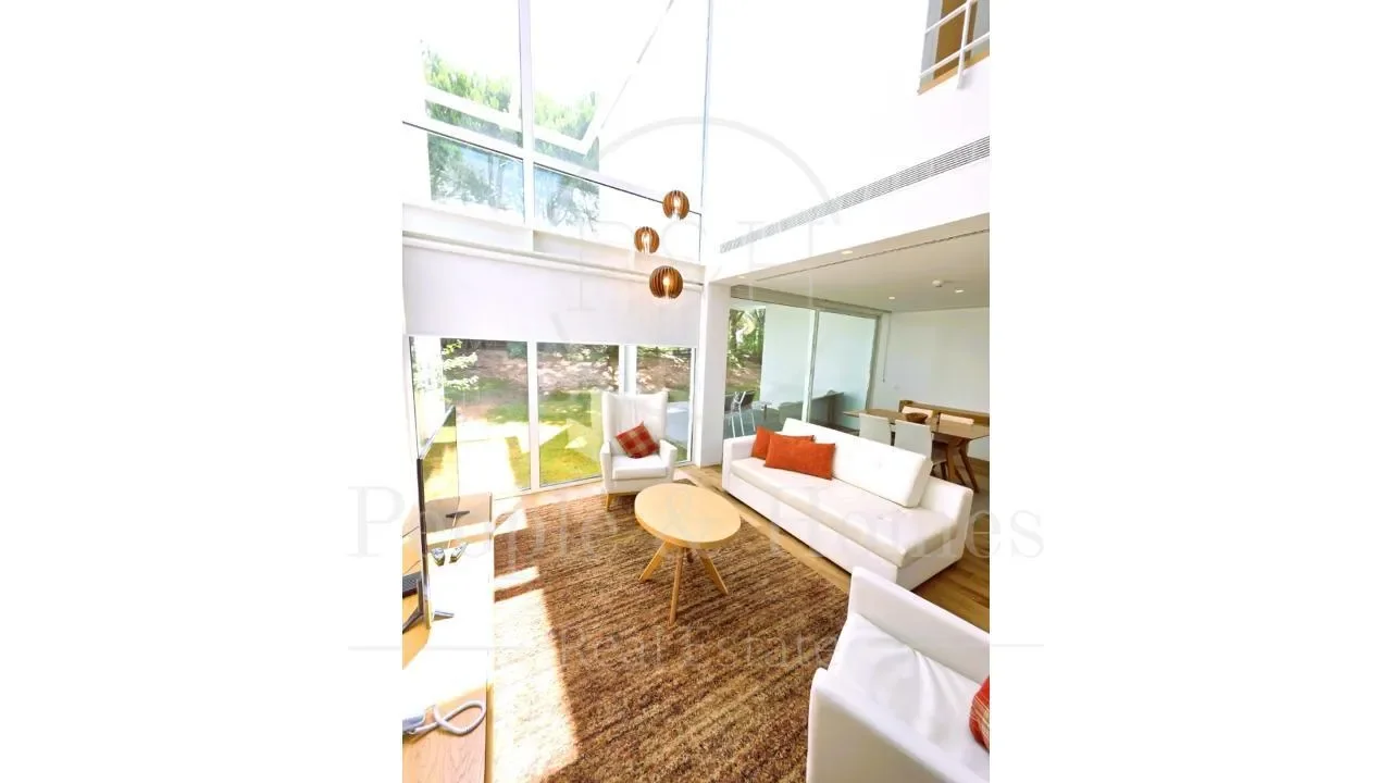 Gallery photo 10